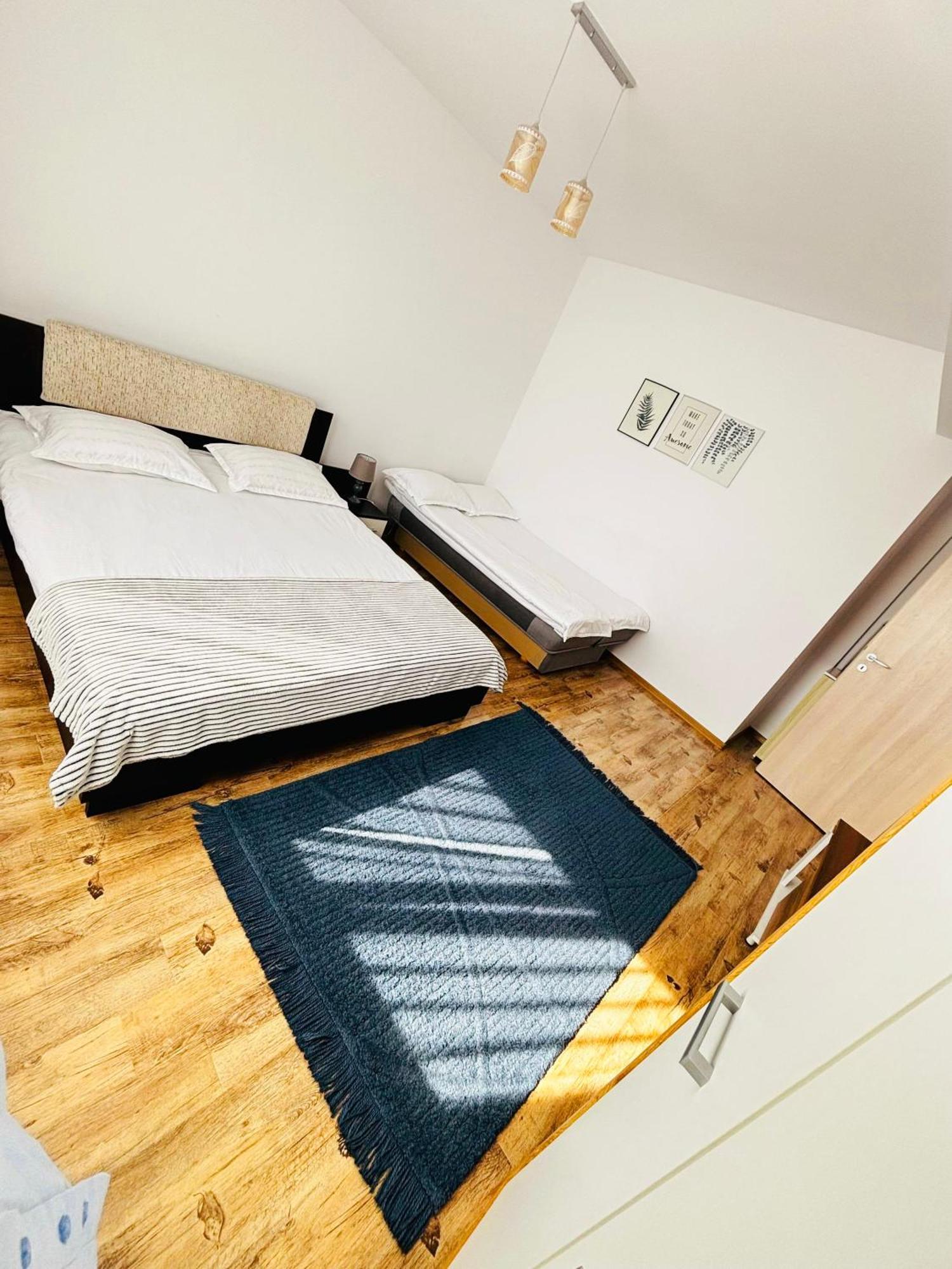 Das Home Rîşnov Екстериор снимка